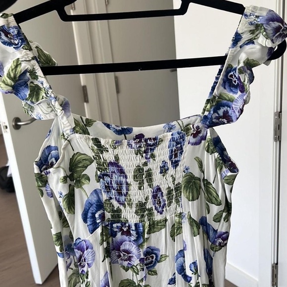 Floral Maxi Dress with Blue and Green Accents - Picture 5 of 6